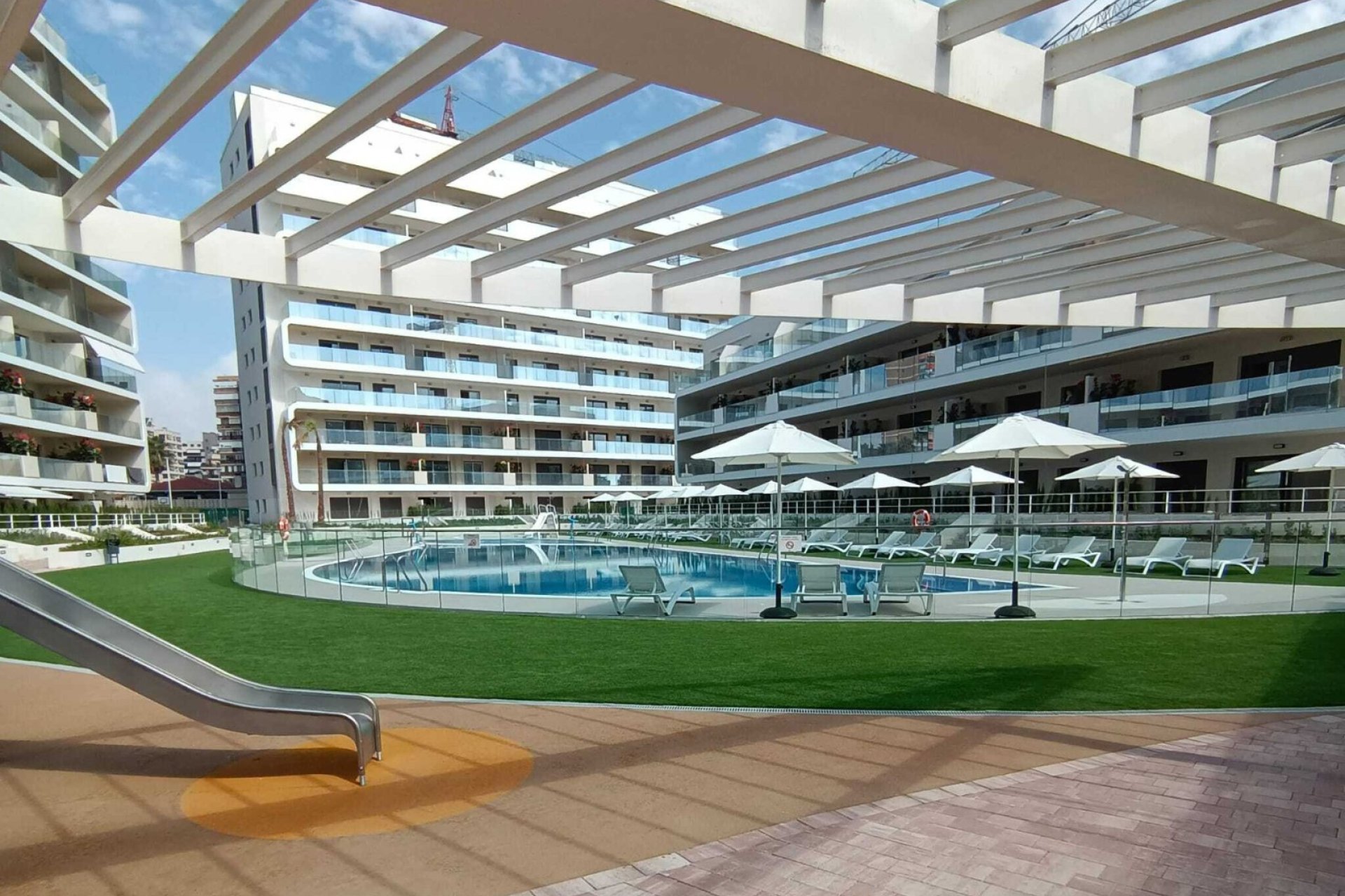 Odsprzedaż - Apartament - Alicante - San Juan de Alicante