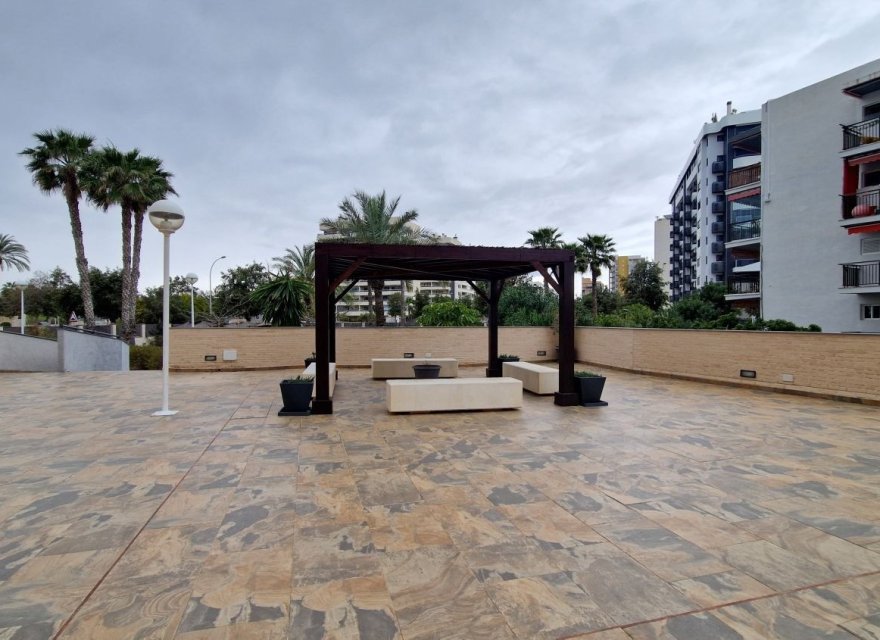 Odsprzedaż - Apartament - Alicante - San Juan de Alicante