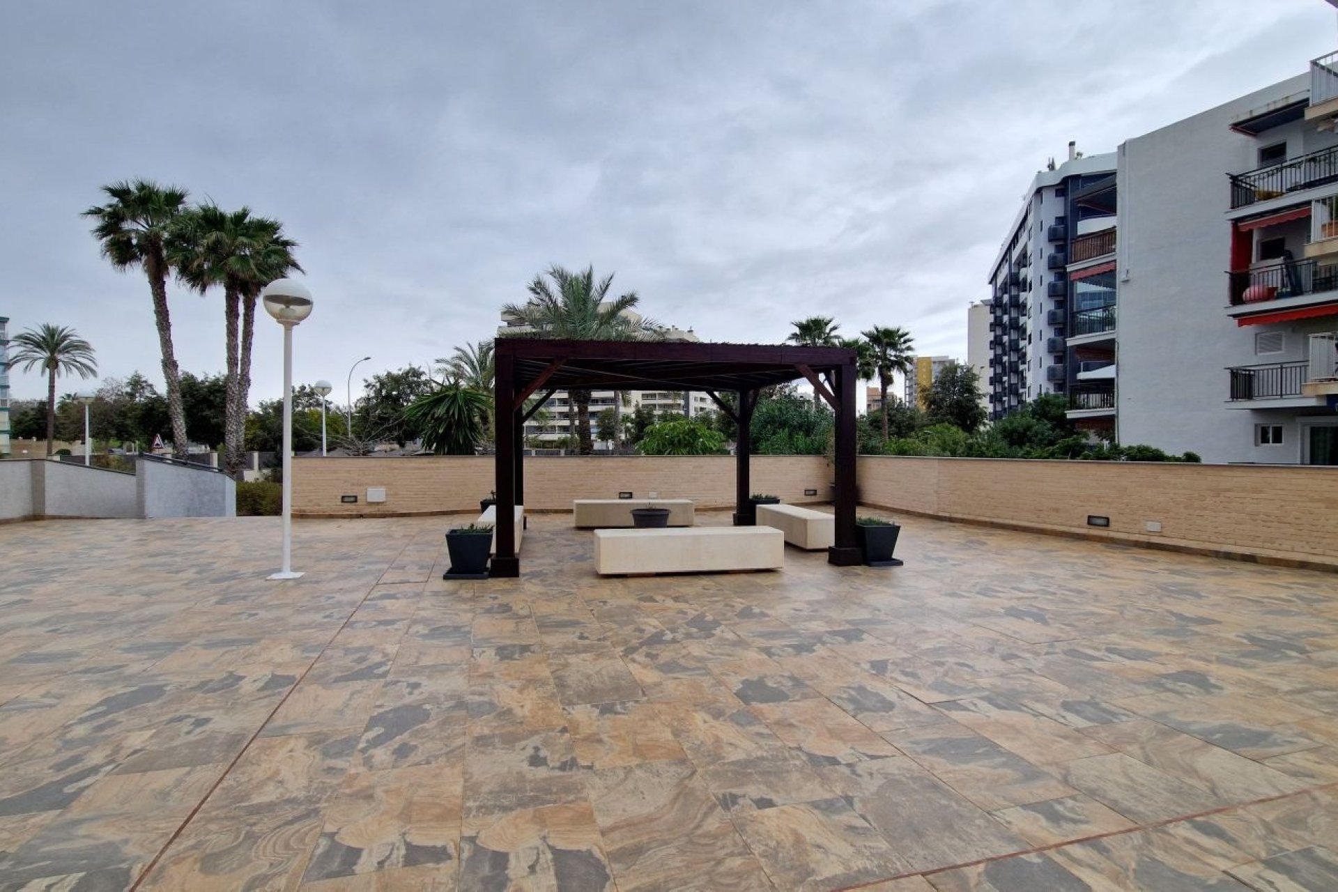Odsprzedaż - Apartament - Alicante - San Juan de Alicante