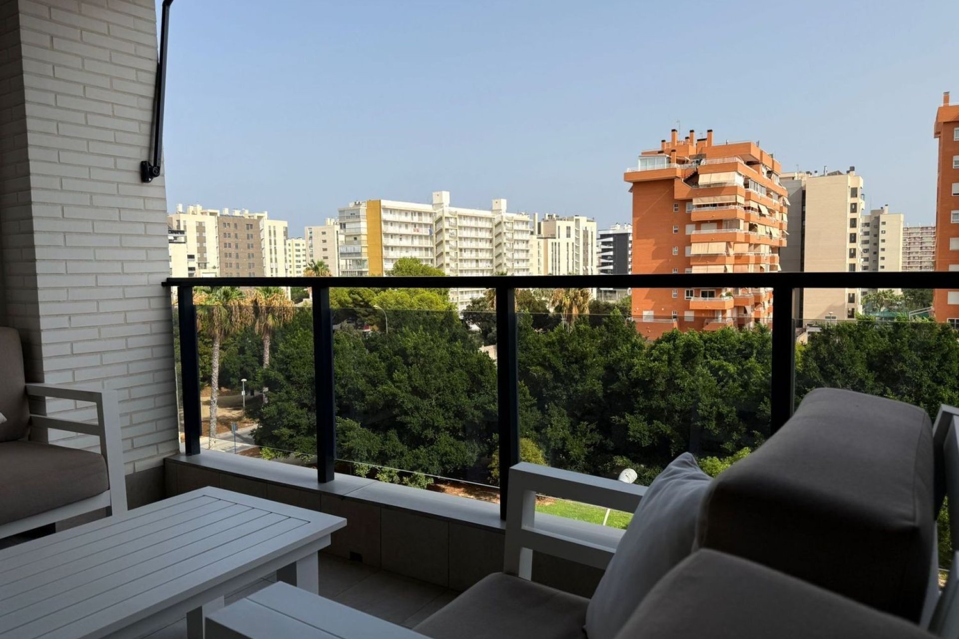 Odsprzedaż - Apartament - Alicante - San Juan de Alicante