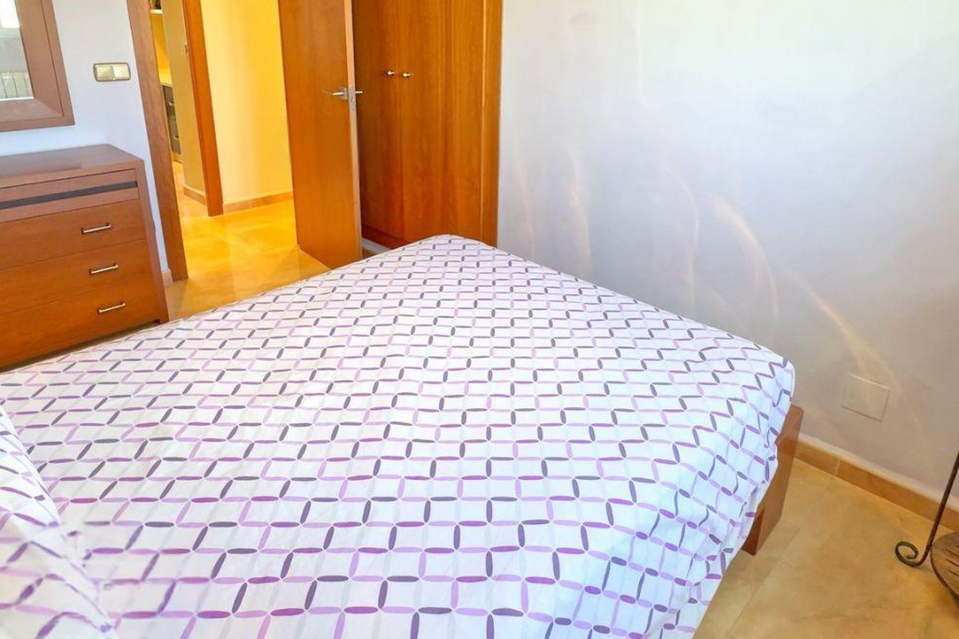Odsprzedaż - Apartament - Alicante - San Juan de Alicante