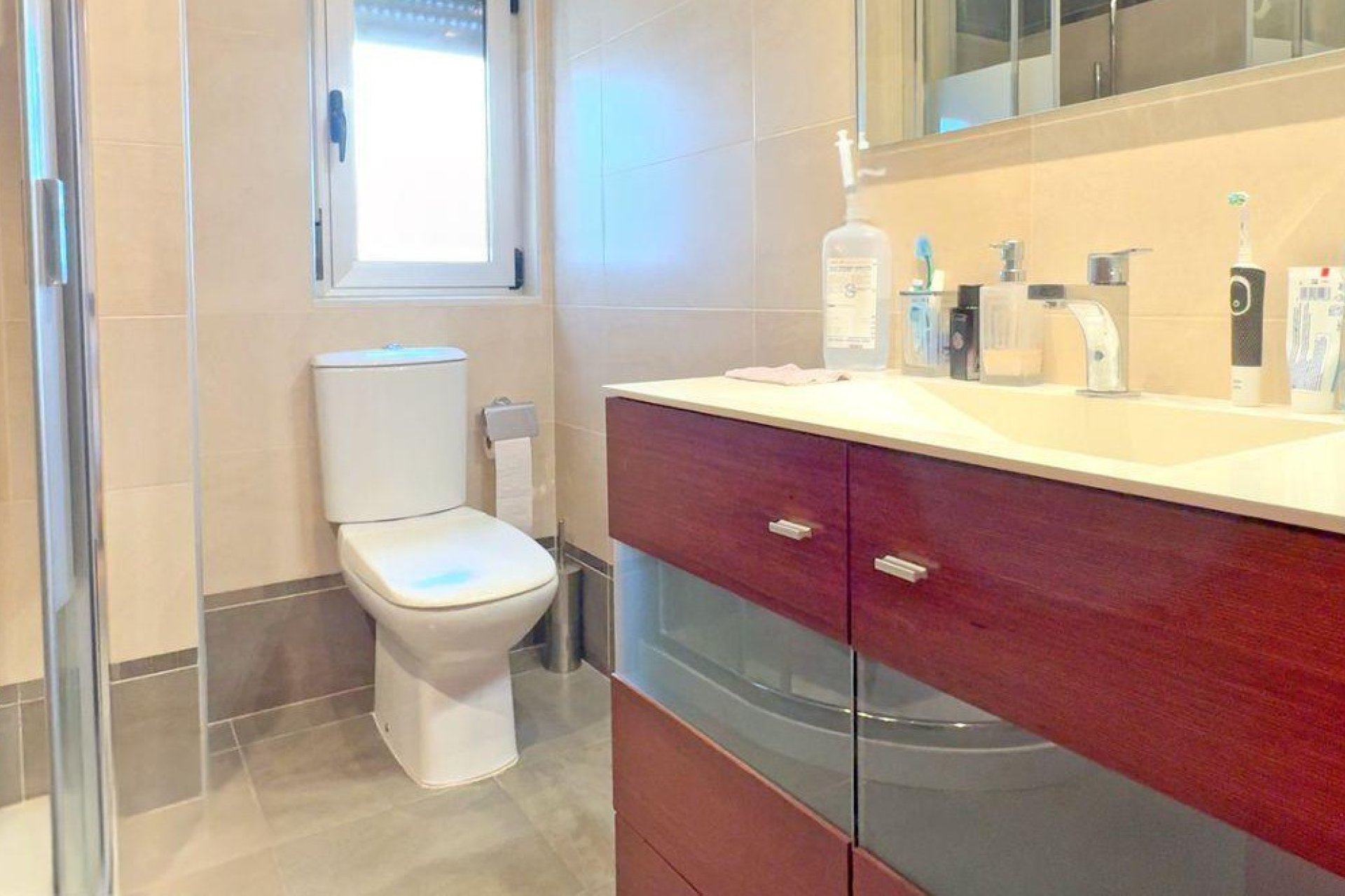 Odsprzedaż - Apartament - Alicante - San Juan de Alicante