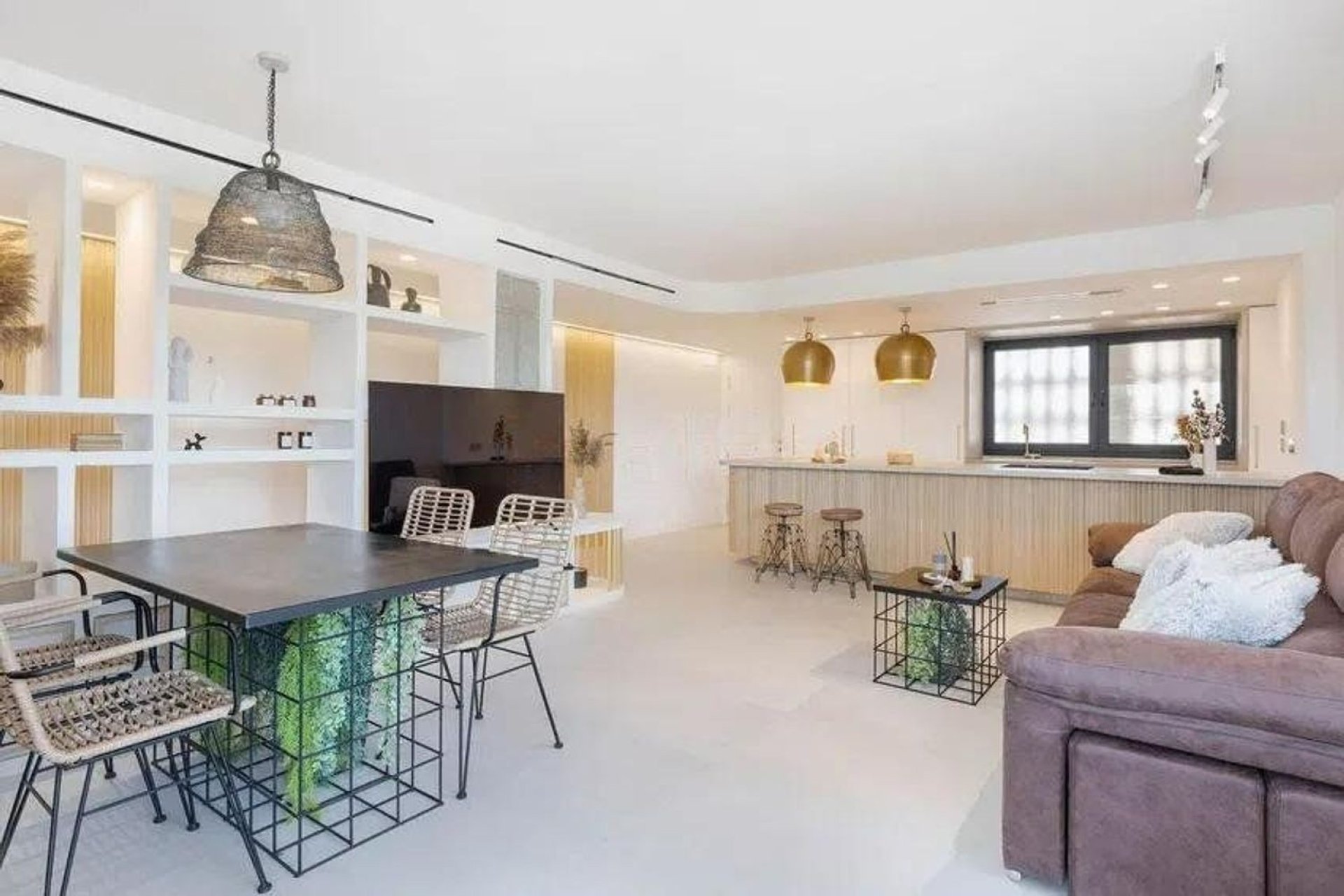 Odsprzedaż - Apartament - Alicante - San Juan de Alicante