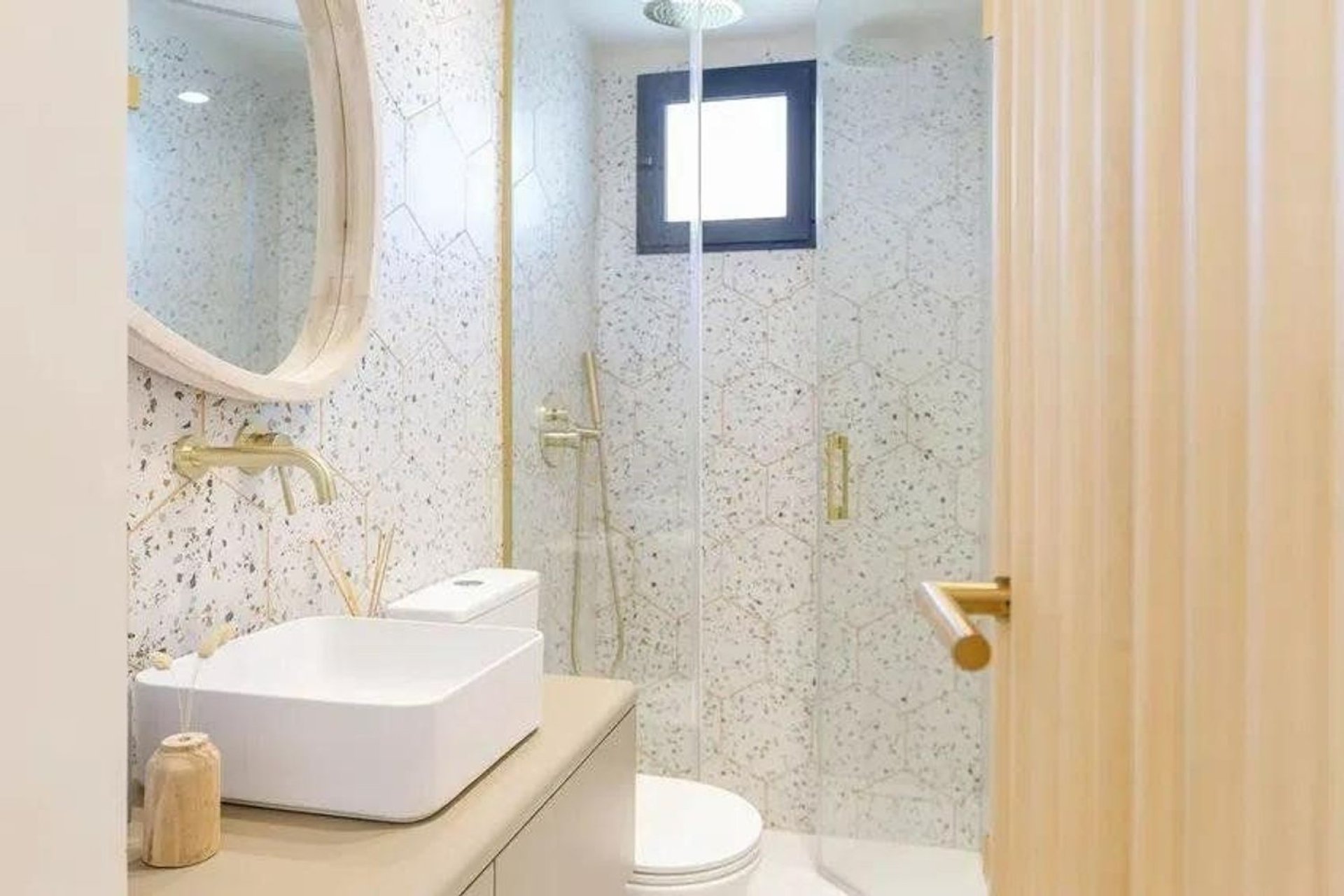 Odsprzedaż - Apartament - Alicante - San Juan de Alicante