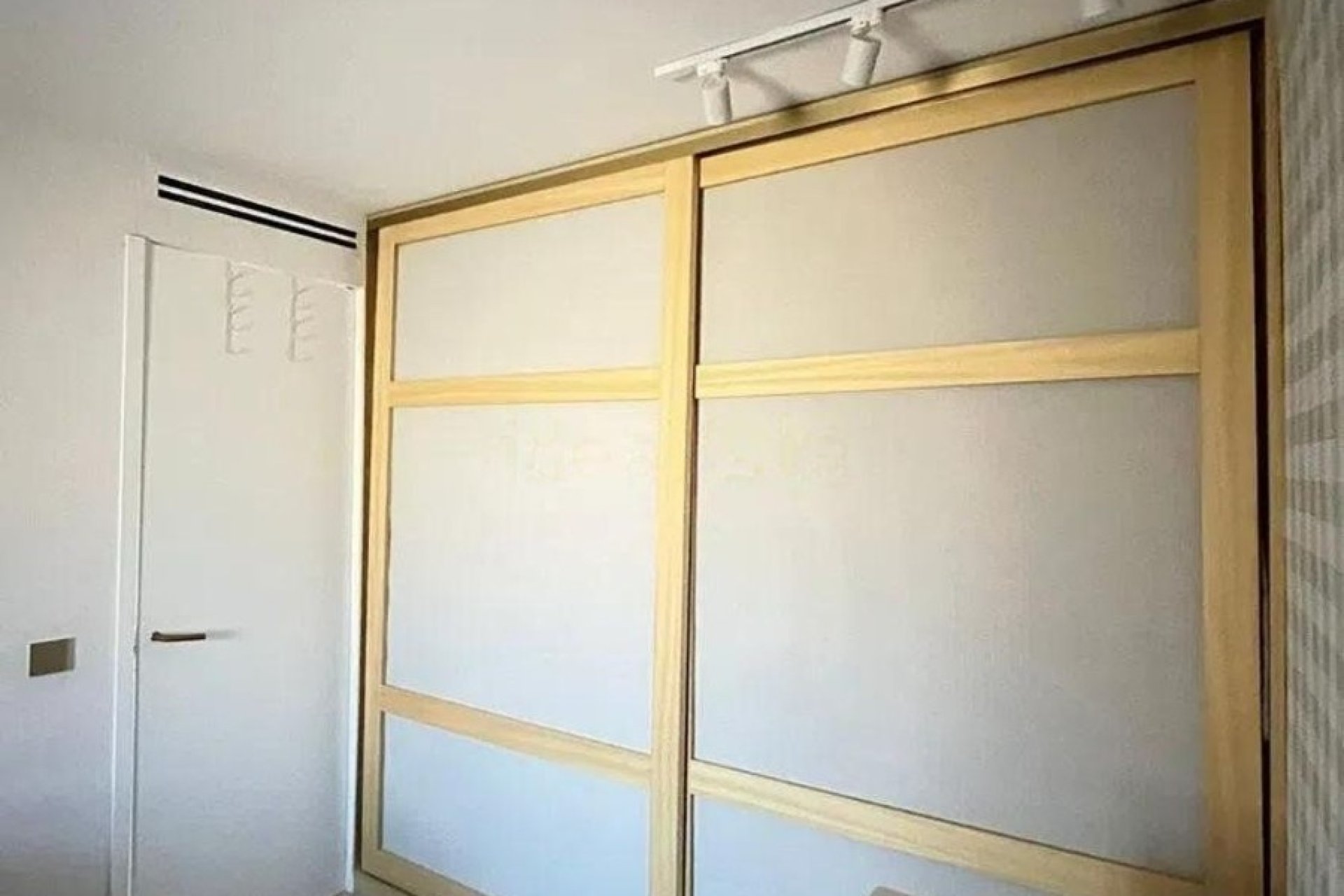 Odsprzedaż - Apartament - Alicante - San Juan de Alicante