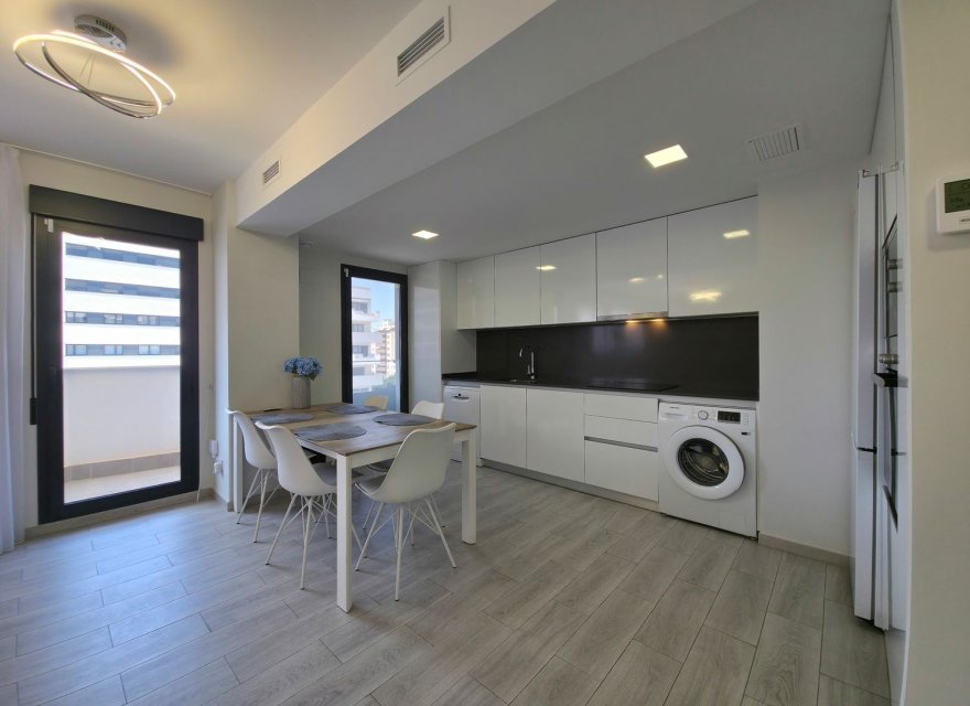 Odsprzedaż - Apartament - Alicante (San Juan) - San Juan Alicante