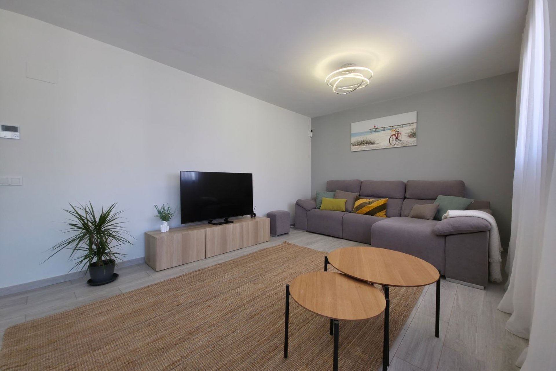 Odsprzedaż - Apartament - Alicante (San Juan) - San Juan Alicante