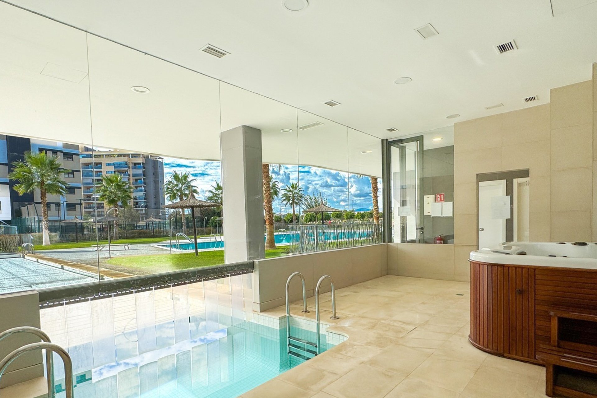 Odsprzedaż - Apartament - Alicante (San Juan) - San Juan de Alicante