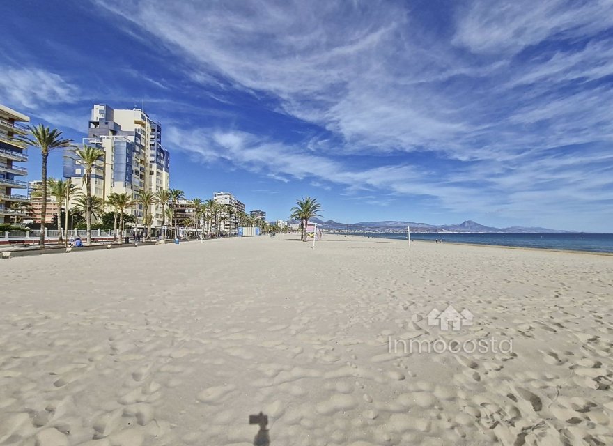 Odsprzedaż - Apartament - Alicante (San Juan) - San Juan de Alicante