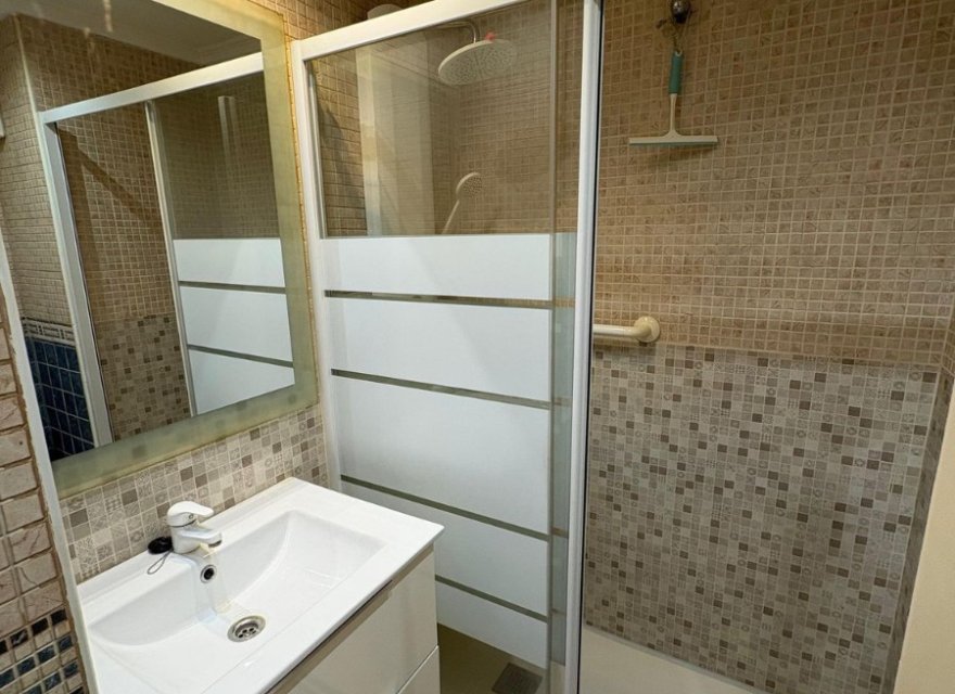 Odsprzedaż - Apartament - Alicante