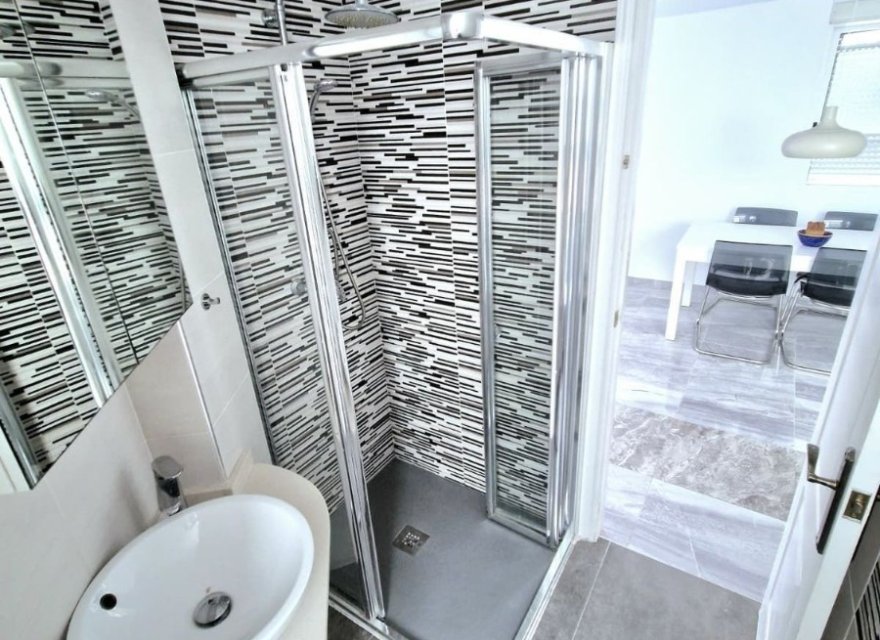 Odsprzedaż - Apartament - Alicante