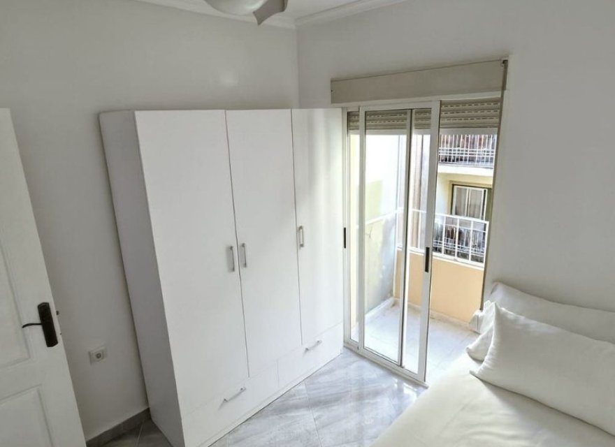Odsprzedaż - Apartament - Alicante