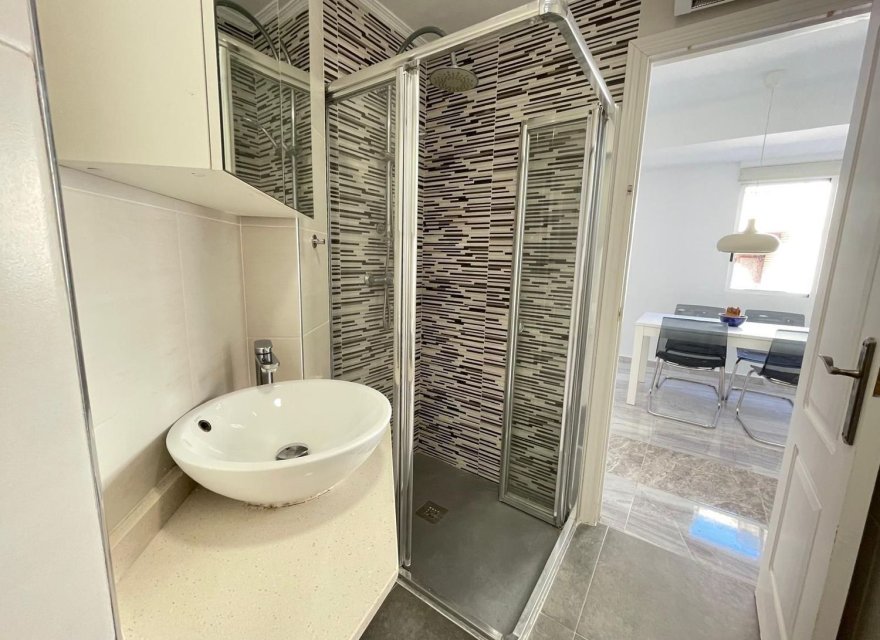 Odsprzedaż - Apartament - Alicante