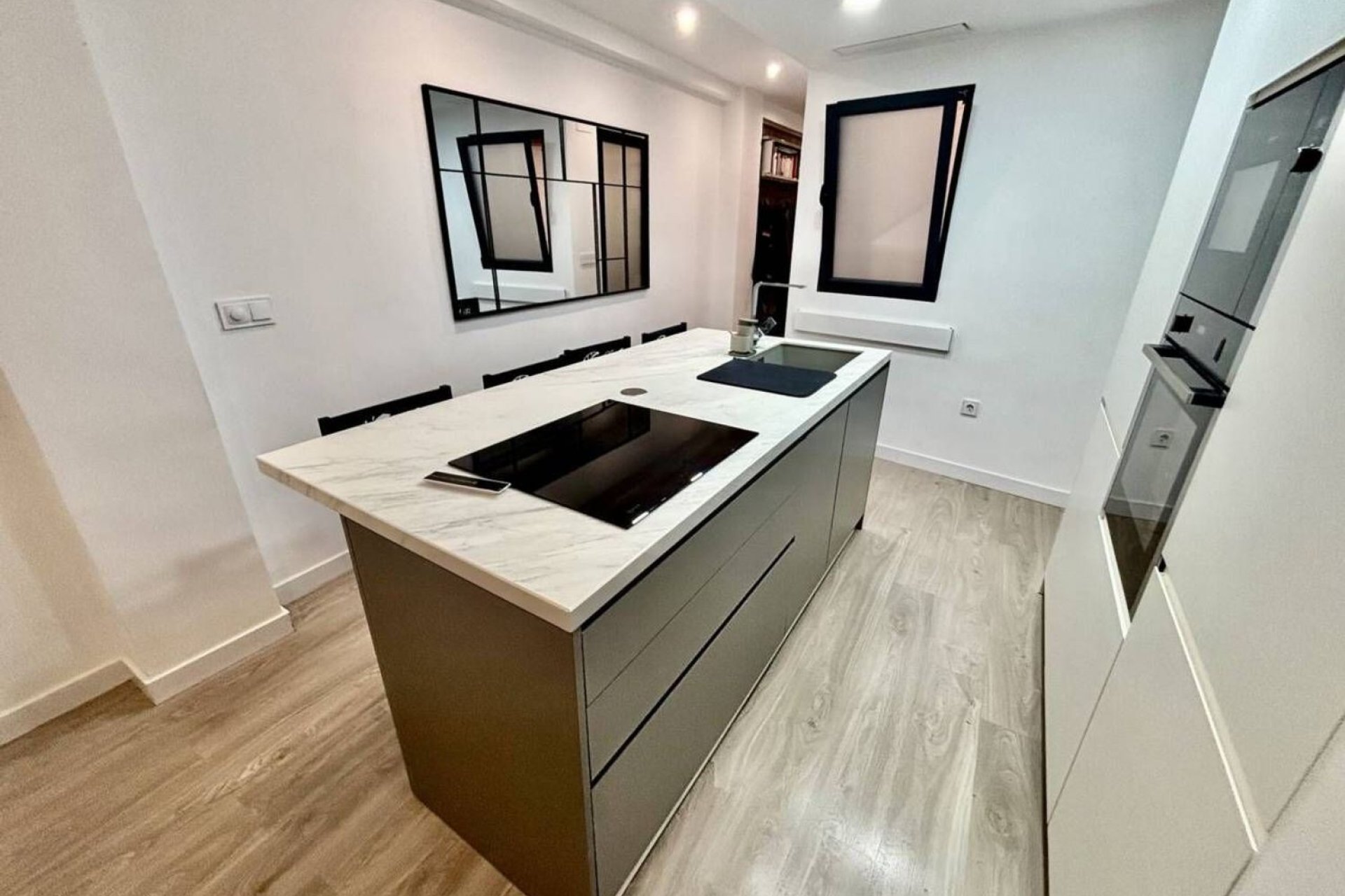 Odsprzedaż - Apartament - Alicante