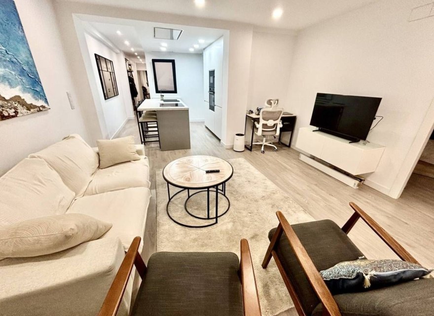 Odsprzedaż - Apartament - Alicante