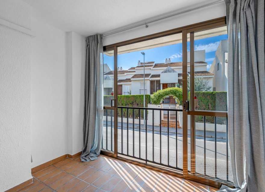 Odsprzedaż - Apartament - Altea