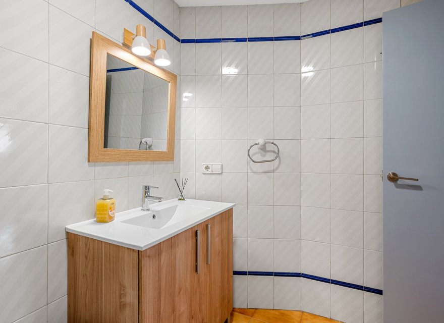 Odsprzedaż - Apartament - Altea