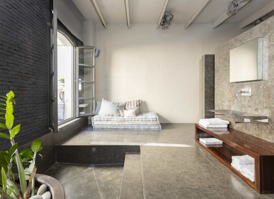 Odsprzedaż - Apartament - Barcelona