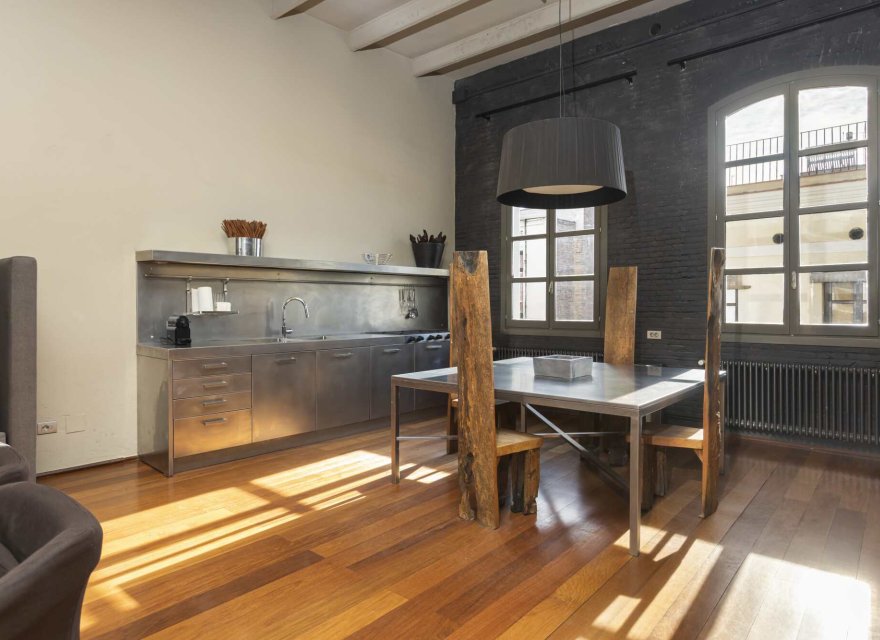 Odsprzedaż - Apartament - Barcelona