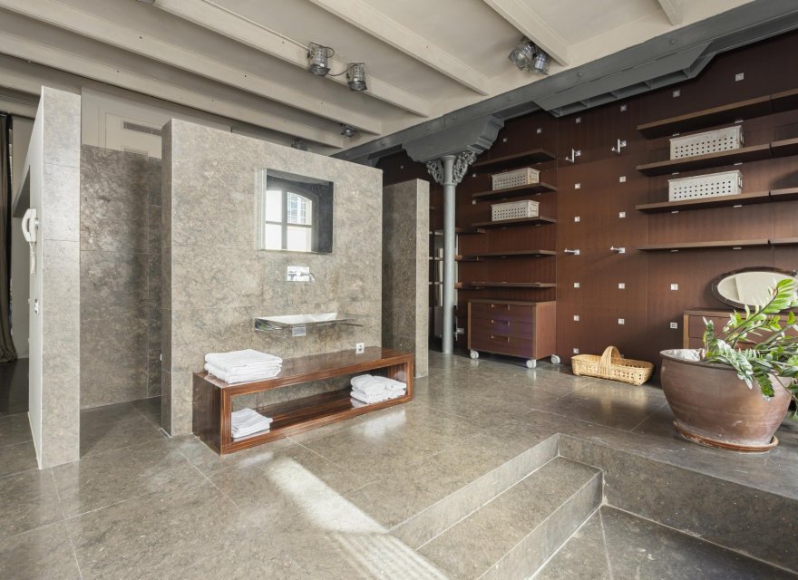 Odsprzedaż - Apartament - Barcelona