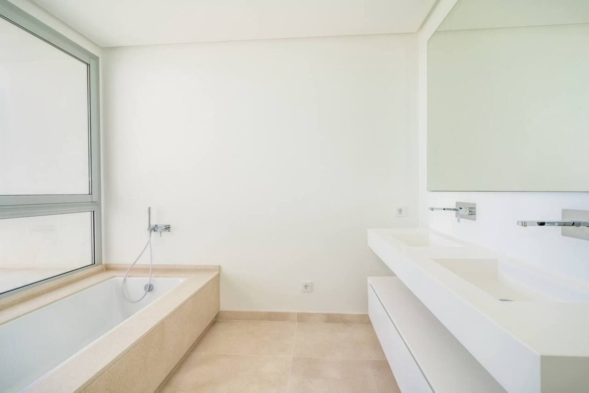 Odsprzedaż - Apartament - Benahavís - Costa del Sol