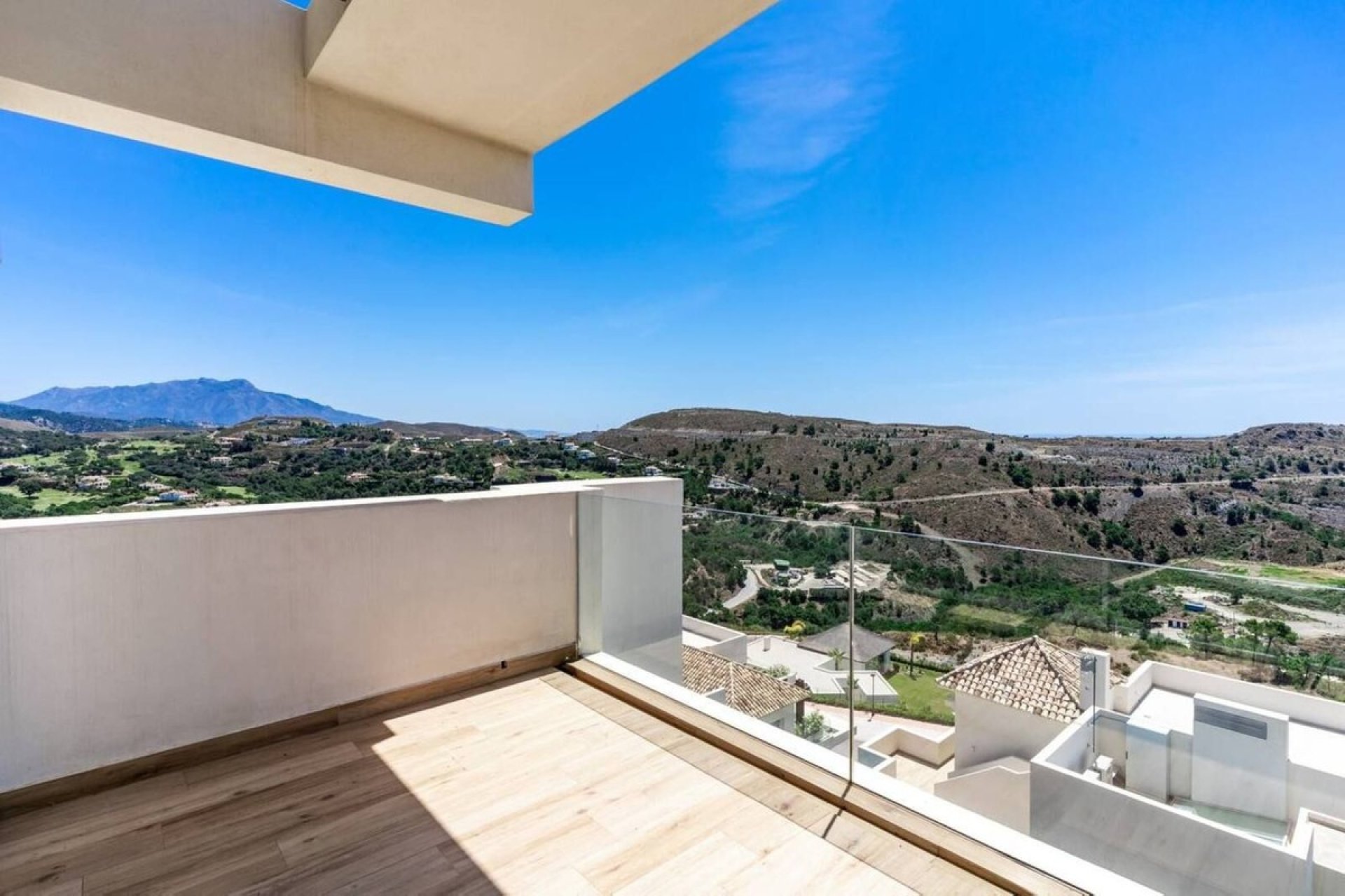 Odsprzedaż - Apartament - Benahavís - Costa del Sol