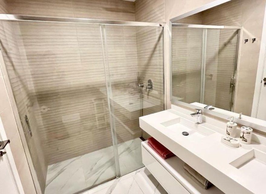 Odsprzedaż - Apartament - Benidorm - Costa Blanca