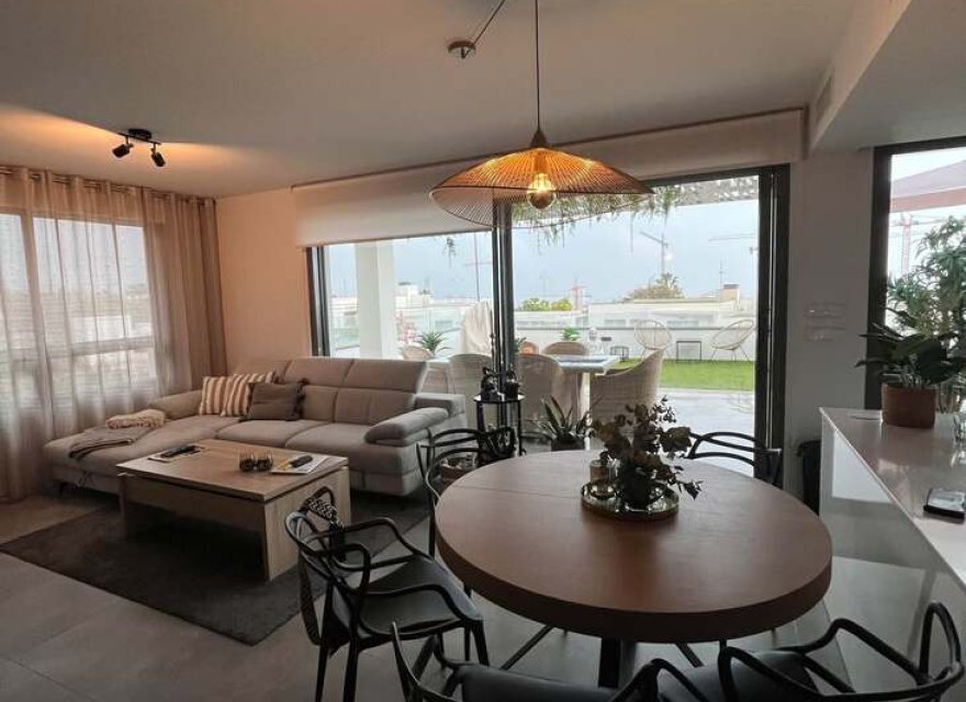 Odsprzedaż - Apartament - Benidorm - Finestrat