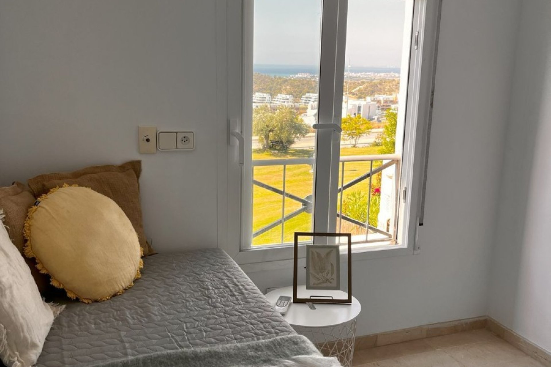 Odsprzedaż - Apartament - Benidorm - Golf Bahía