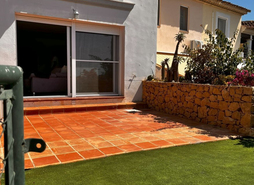 Odsprzedaż - Apartament - Benidorm - Golf Bahía