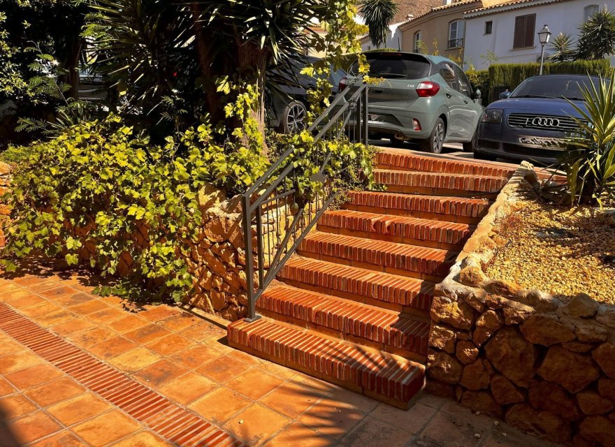 Odsprzedaż - Apartament - Benidorm - Golf Bahía