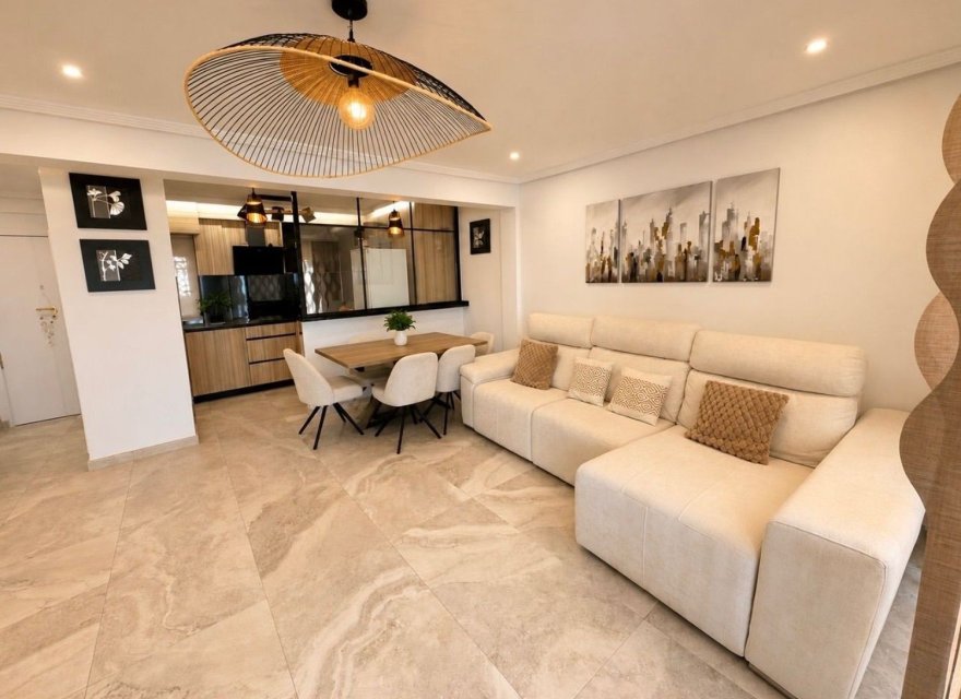 Odsprzedaż - Apartament - Benidorm - Levante
