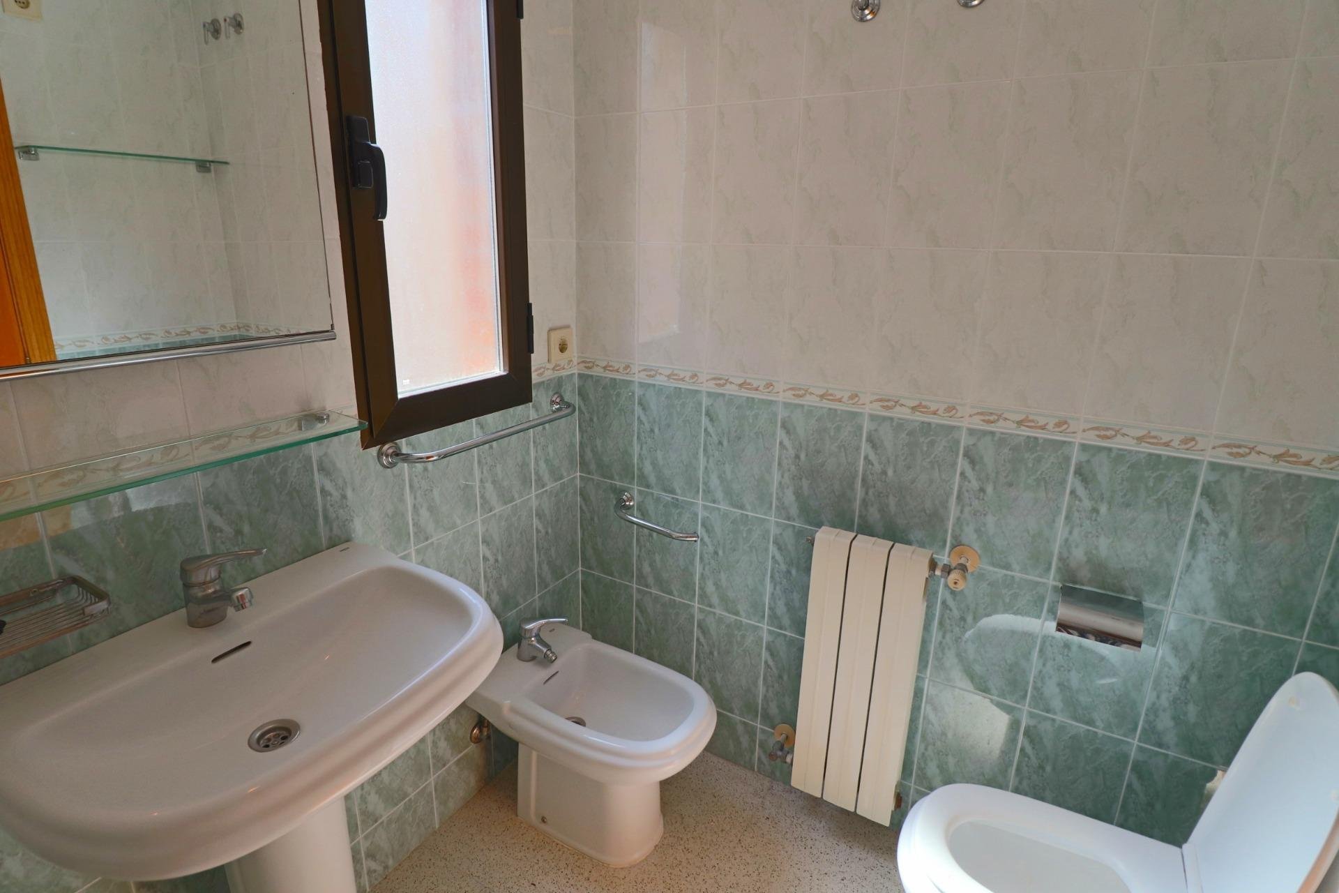 Odsprzedaż - Apartament - Benidorm - Levante