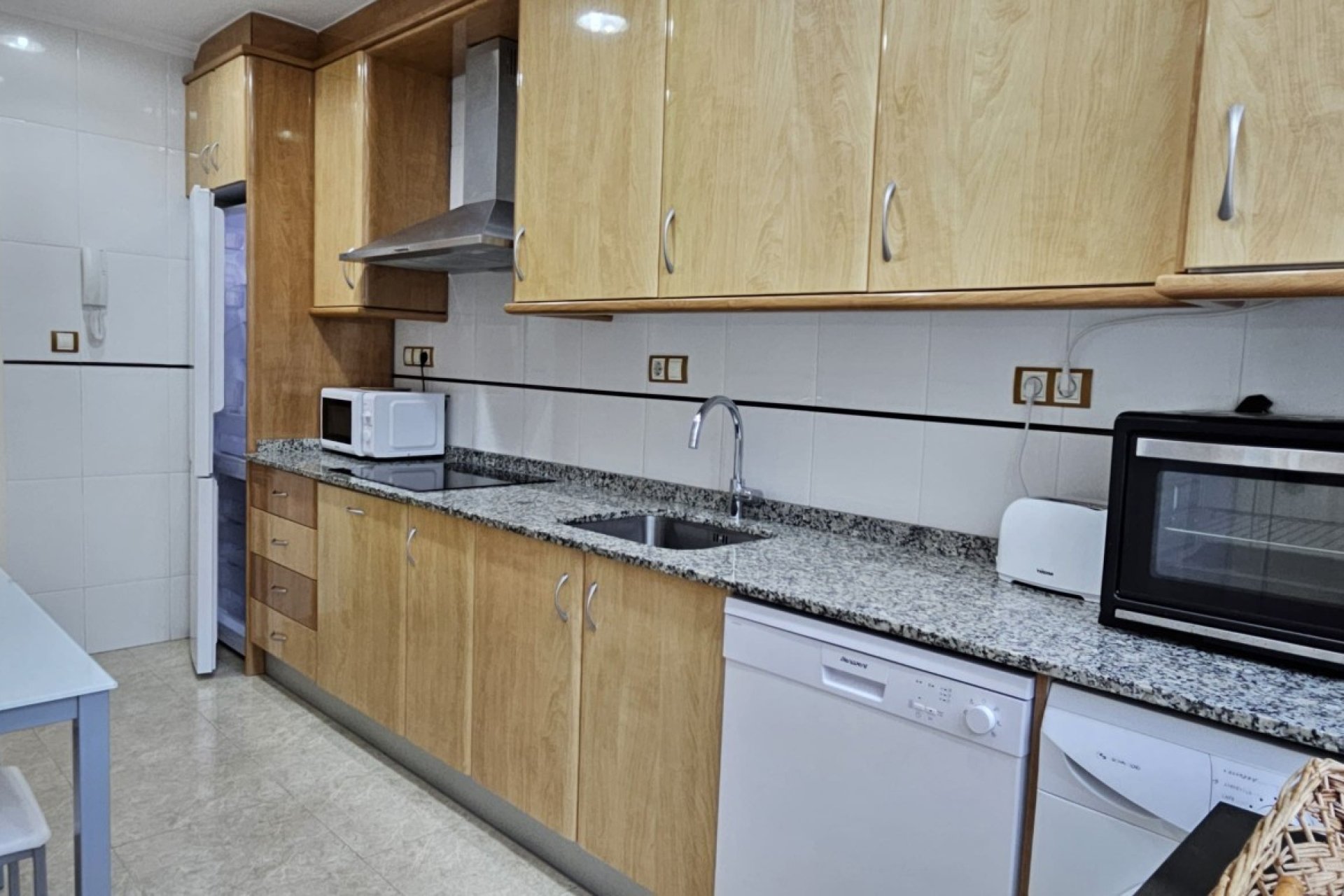 Odsprzedaż - Apartament - Benidorm - Levante