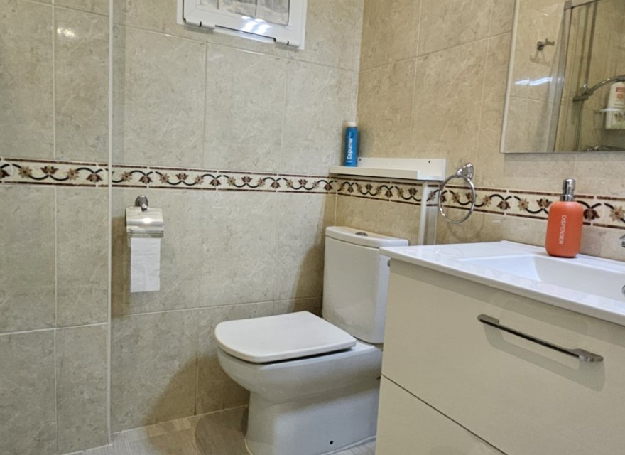 Odsprzedaż - Apartament - Benidorm - Levante