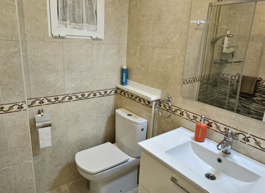 Odsprzedaż - Apartament - Benidorm - Levante