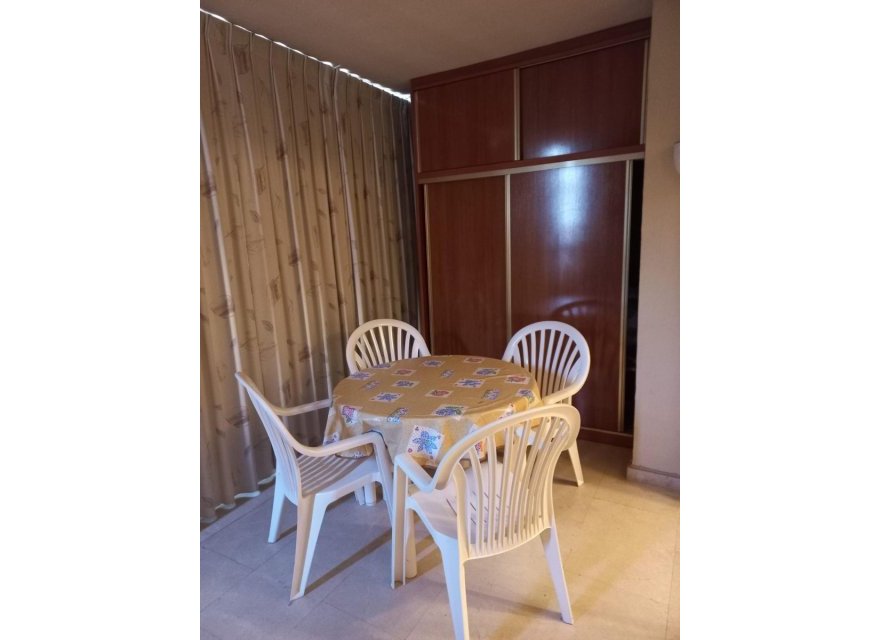 Odsprzedaż - Apartament - Benidorm - Levante