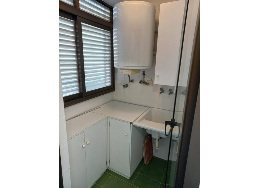 Odsprzedaż - Apartament - Benidorm - Levante