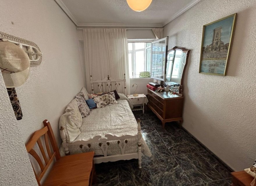 Odsprzedaż - Apartament - Benidorm - Levante