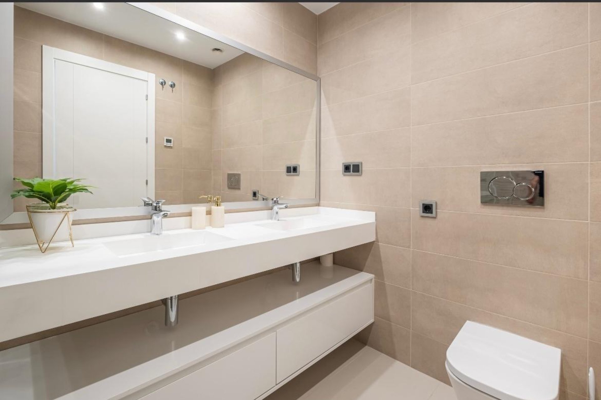 Odsprzedaż - Apartament - Benidorm - Playa de Poniente