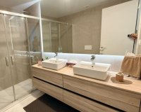 Odsprzedaż - Apartament - Benidorm - Playa de Poniente