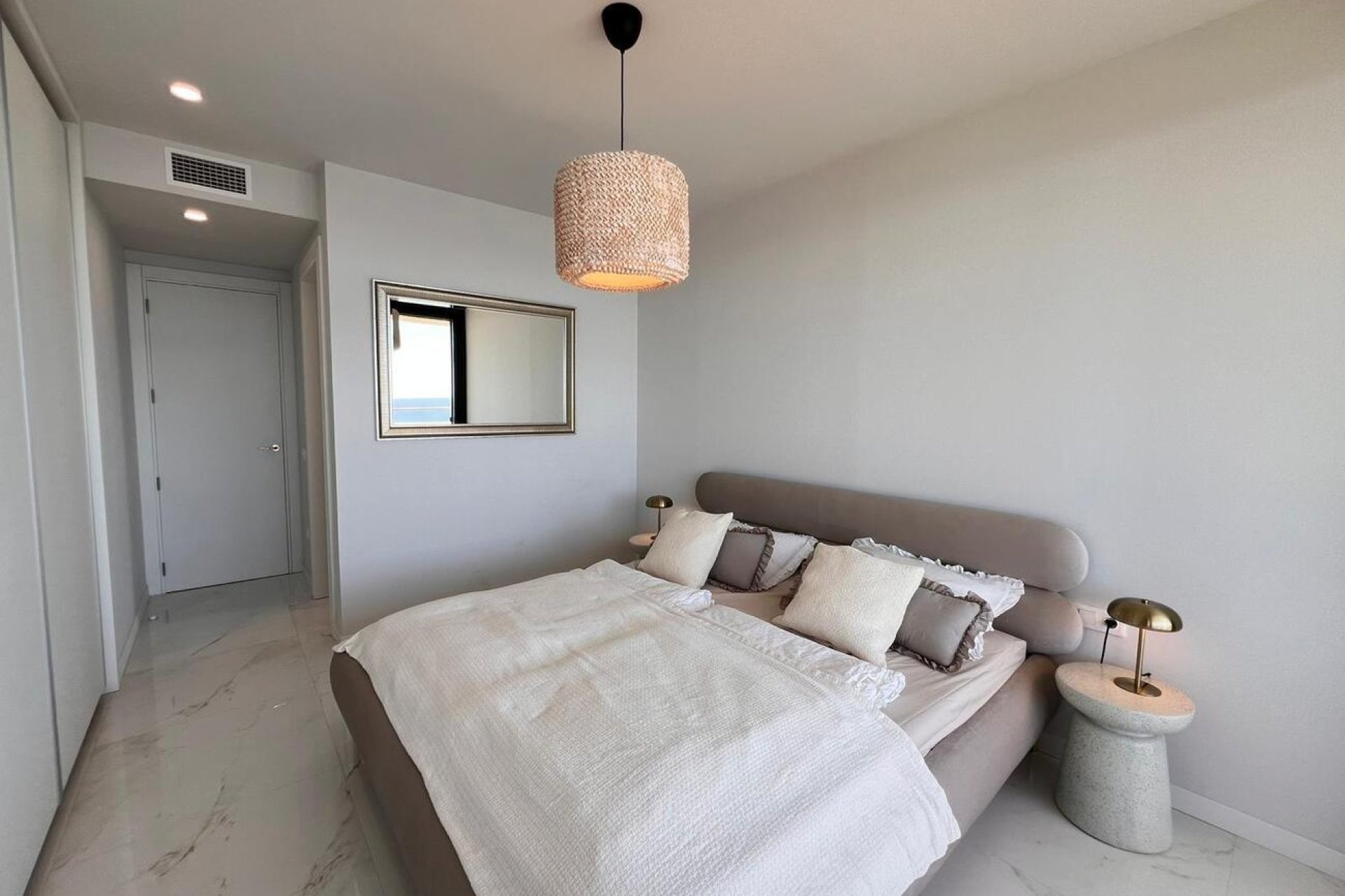 Odsprzedaż - Apartament - Benidorm - Playa de Poniente