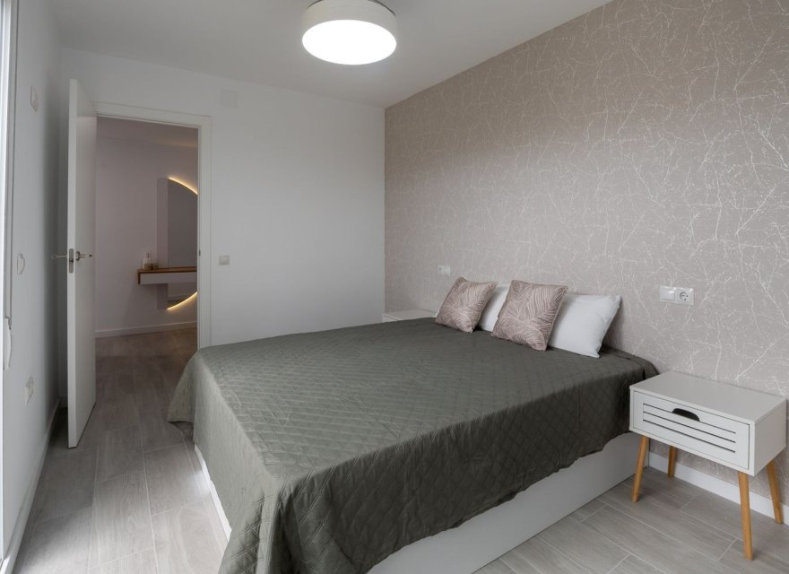 Odsprzedaż - Apartament - Benidorm - Playa Poniente