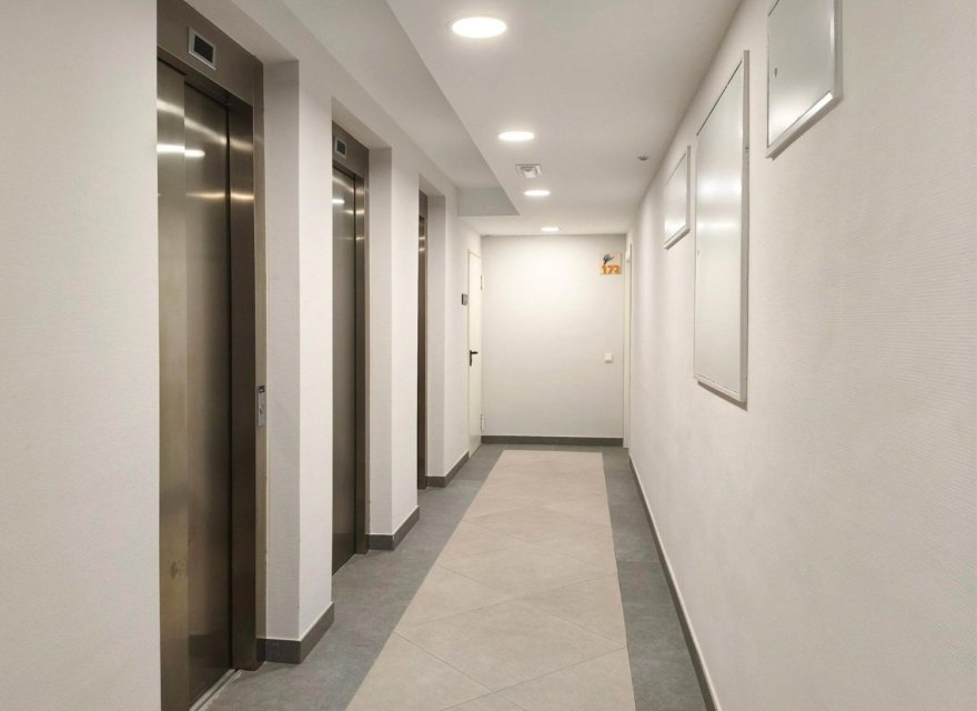 Odsprzedaż - Apartament - Benidorm - Playa Poniente