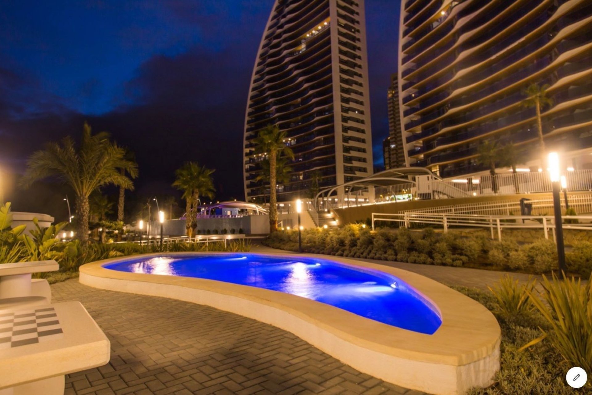Odsprzedaż - Apartament - Benidorm - Playa Poniente