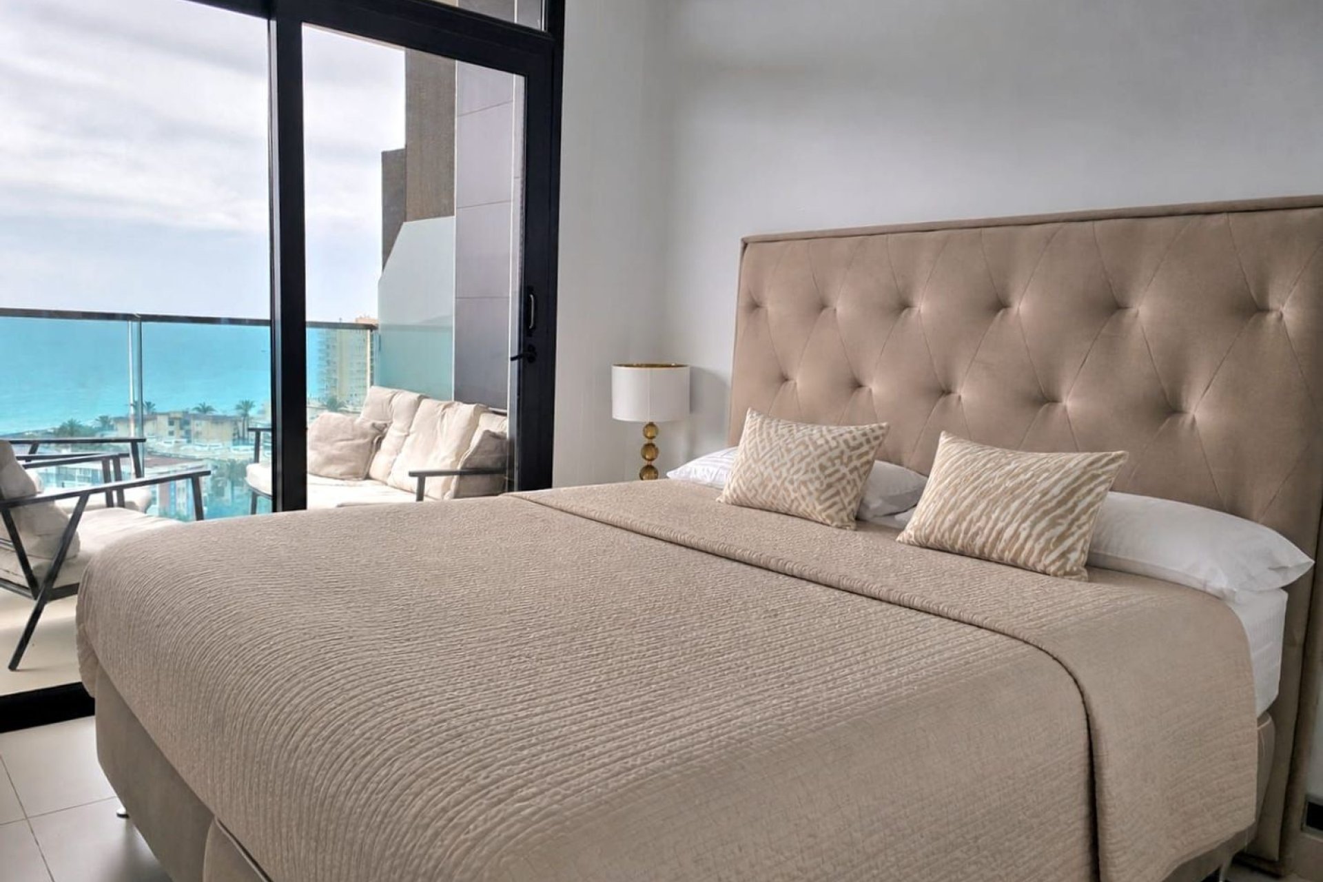 Odsprzedaż - Apartament - Benidorm - Playa Poniente