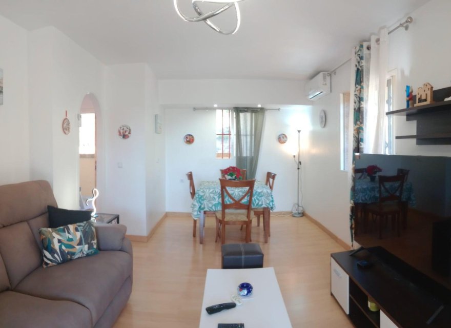 Odsprzedaż - Apartament - Benidorm - Rincon de Loix Alto