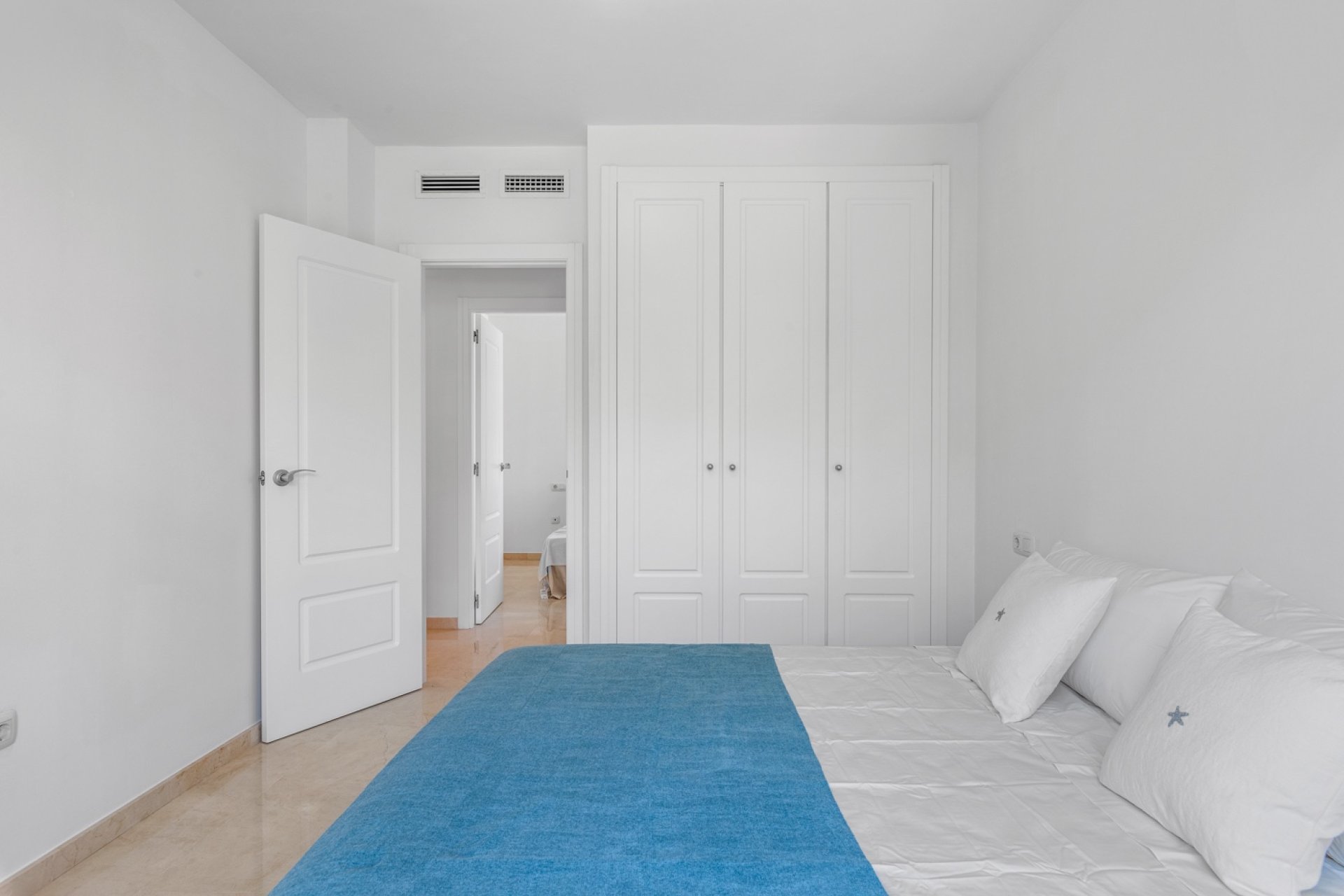 Odsprzedaż - Apartament - Benidorm - Sierra Cortina