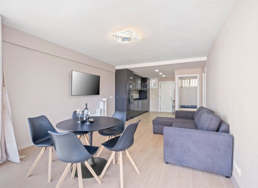 Odsprzedaż - Apartament - Benidorm - Zona Sierra Helada