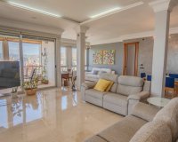 Odsprzedaż - Apartament - Benidorm